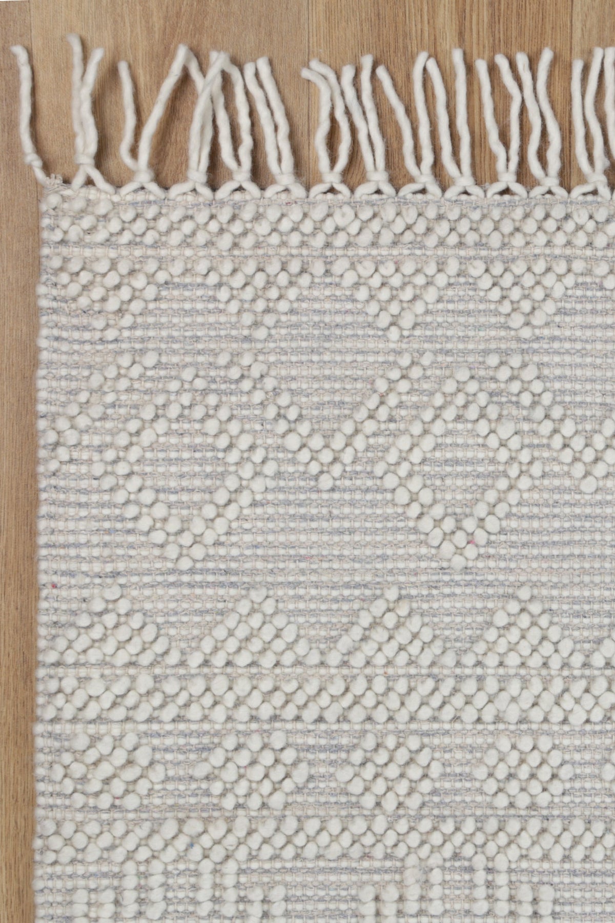 Perla Grey Wool Tribal Rug - PERL07 – view 2