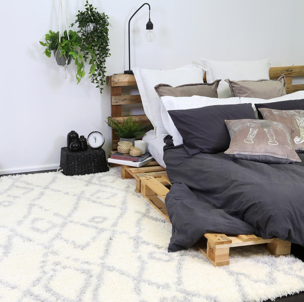 Moroccan Cream and Silver Fes Rug - 1909 695 styled with furniture