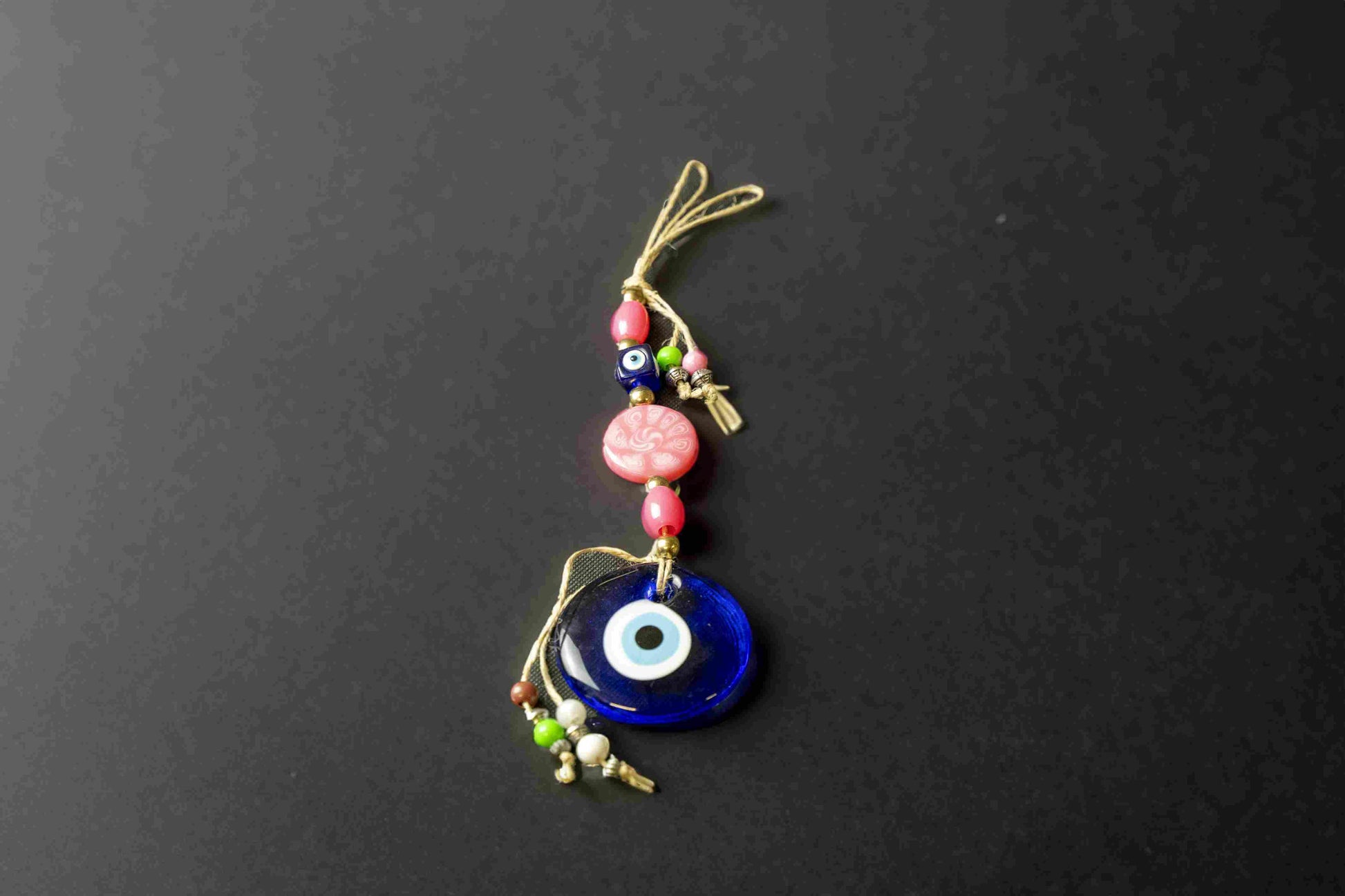 This 5cm hanging evil eye is a great way to harness the protective power of ancient mythology and ward off negative energy. Its unique design is used to safeguard your home and draw positive energy, helping you create a safe and welcoming environment. "Th