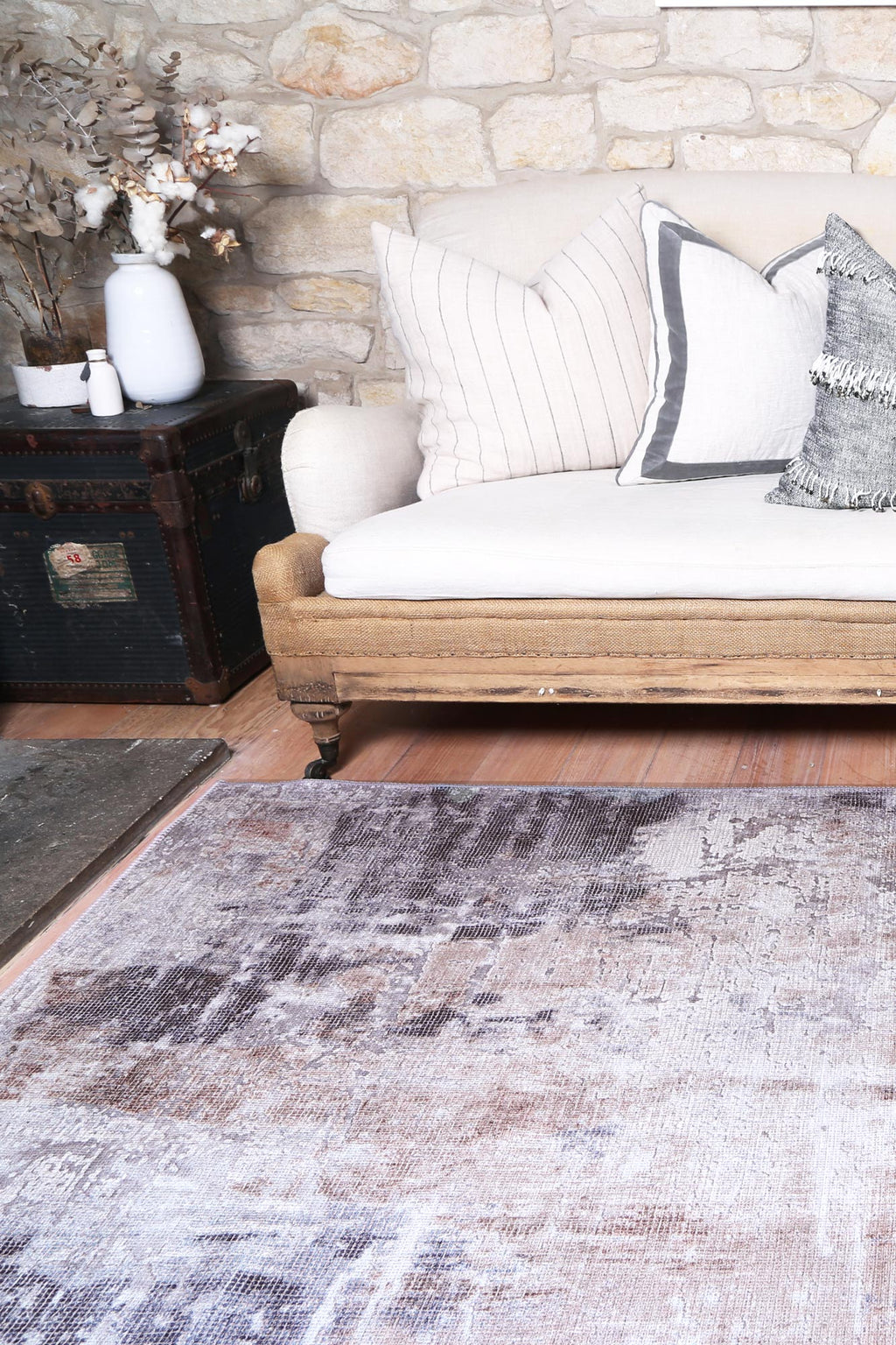 Vintage Crown Leopold Ash Ivory Washable Rug - With Fringe styled with furniture