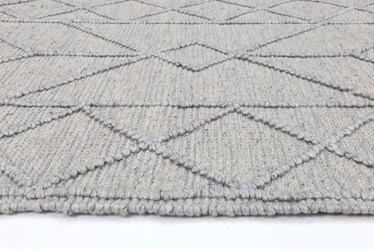 Himalaya Interweave Tribal Grey Wool Blend Rug detail