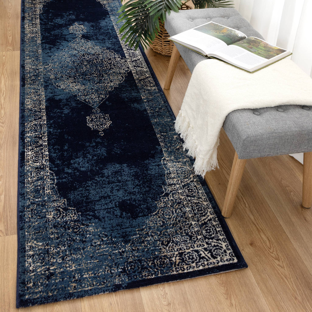 Arya Distressed Navy Rug - 6010 NAVY – view 8