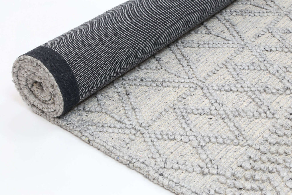 Himalaya Cobblestone Tribal Grey Wool Blend Rug woven detail