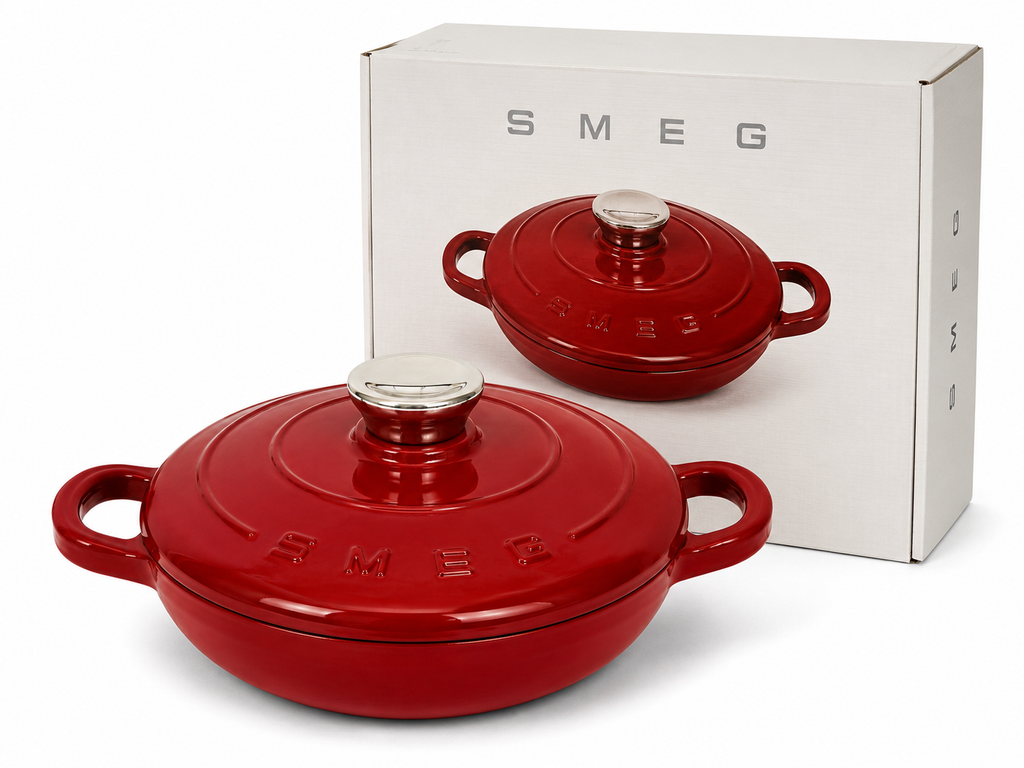SMEG Cast Iron Casserole Pot 26cm Red – Enameled Dutch Oven with Lid