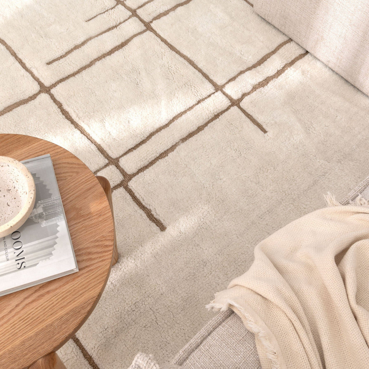 Highlands Abstract Beige Lines Washable Wool Rug – view 5