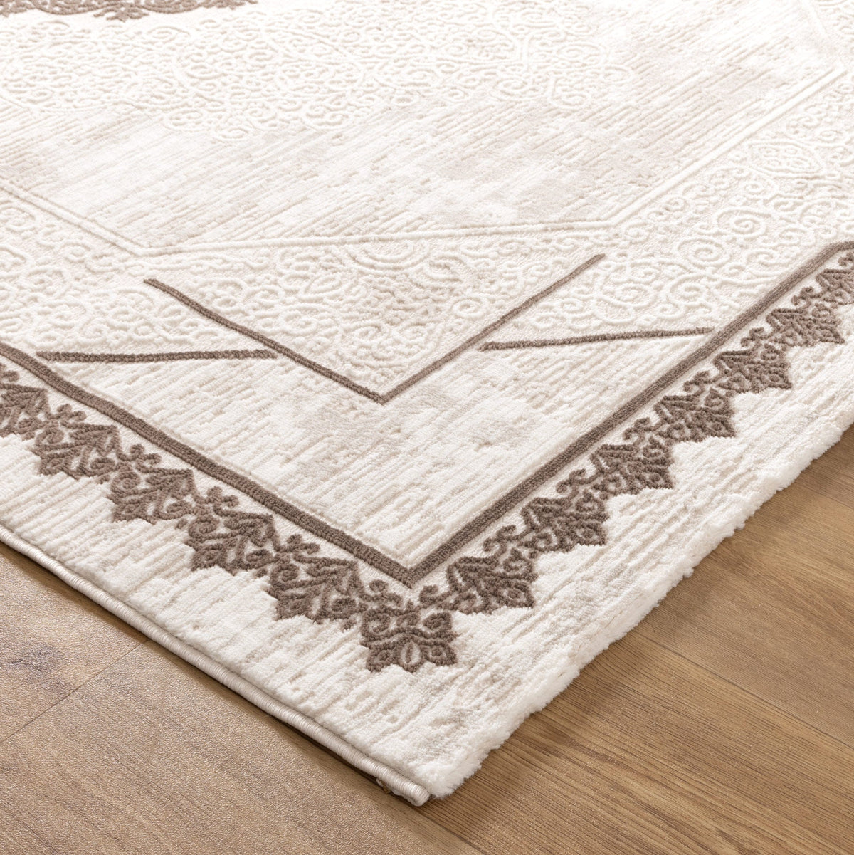 Amalfi Oriental Border Medallion Cream Brown Rug - AMAL08 – view 3