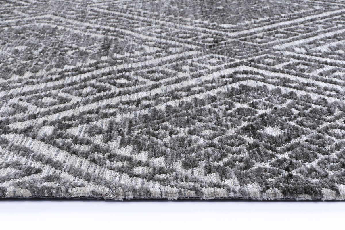 Amritsar Majitha Charcoal & Beige Cotton Blend Rug – view 3