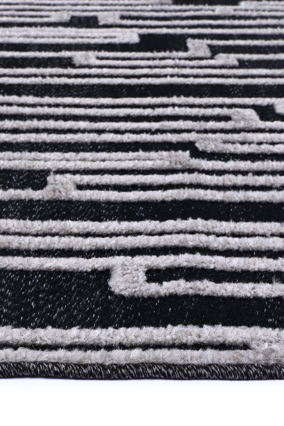 Ares Arcadia Geometric Black and White Rug – view 3