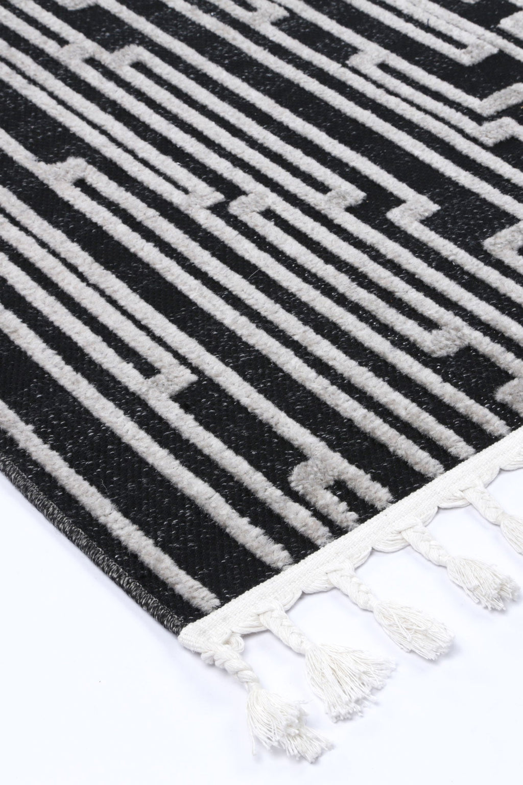 Ares Arcadia Geometric Black and White Rug – view 5