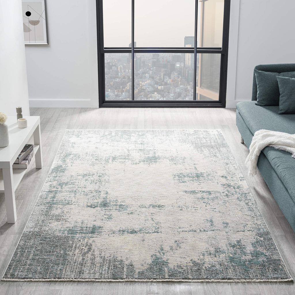 Adelia 646 Steel offers a soft, shed-resistant pile with short fringes and anti-static ease. Power-loomed in Türkiye for durable, elegant living.