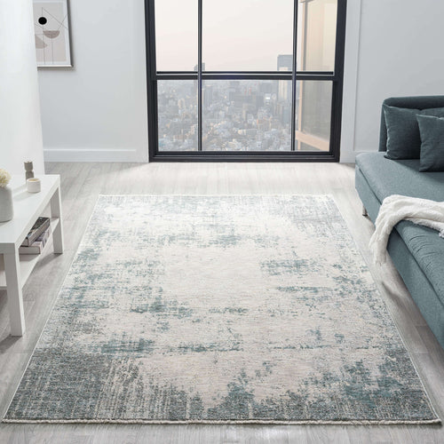 Adelia 646 Steel offers a soft, shed-resistant pile with short fringes and anti-static ease. Power-loomed in Türkiye for durable, elegant living.