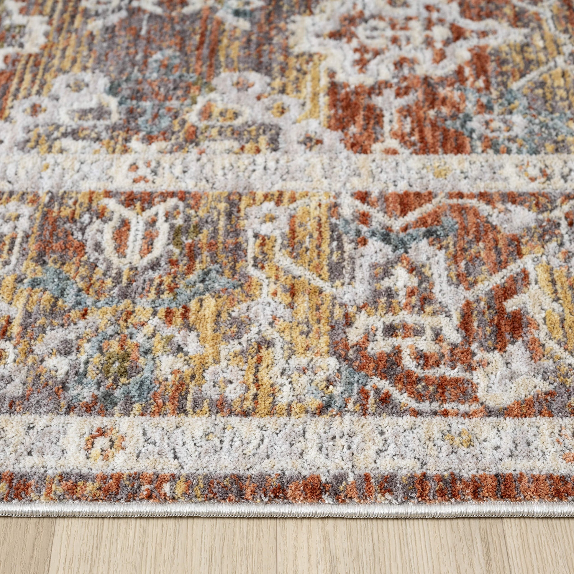 Adelia 648 Terra Runner with shed-resistant, anti-static pile and short fringes. Power-loomed in Türkiye for durable, easy-care hallway style.