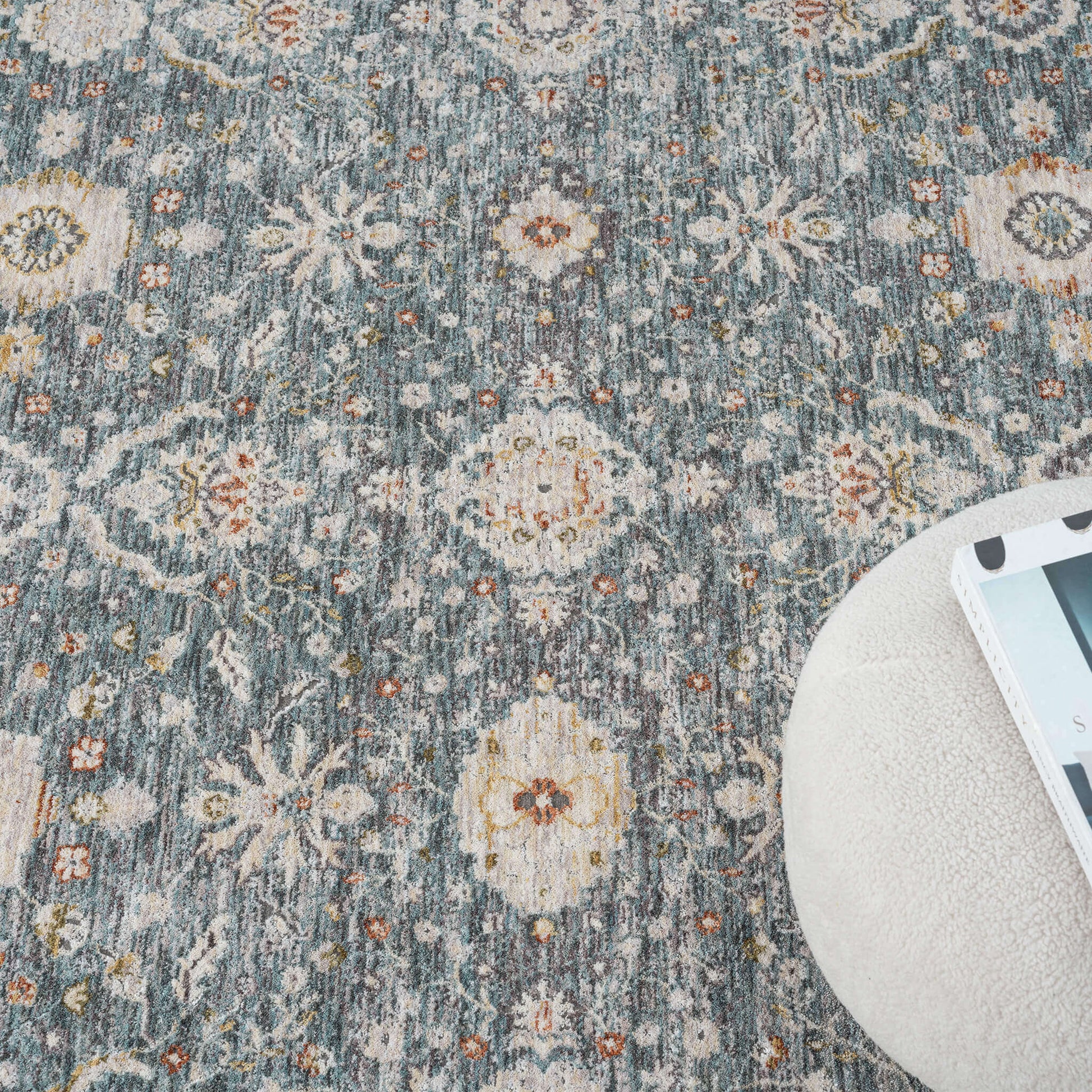 Adelia 649 Denim offers a soft, shed-resistant pile with short fringes and anti-static ease. Power-loomed in Türkiye for durable, elegant everyday living.
