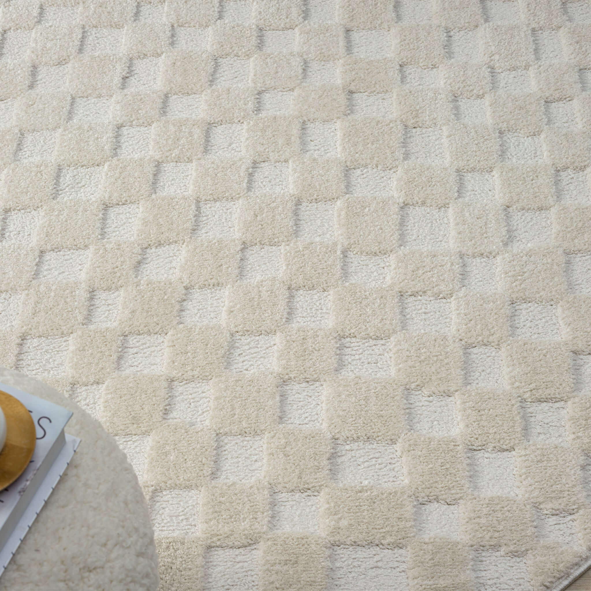 Admire 665 Linen Round
