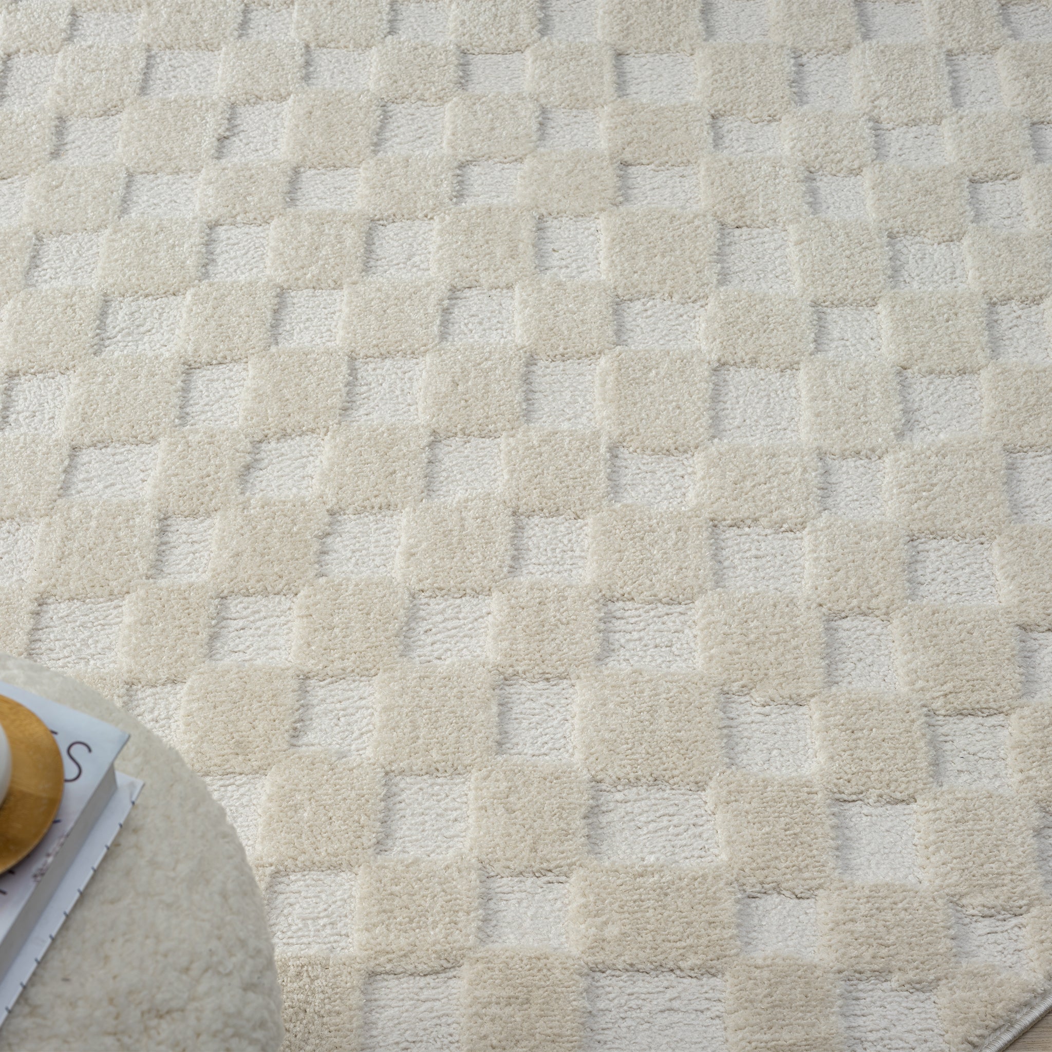 Admire 665 Linen Round