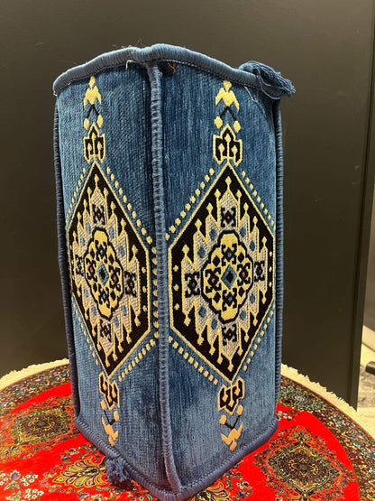 Armrest (Blue Classic)-Experience the comfort of traditional Turkish armrests, designed with high-quality covers, supported by a sturdy sponge, and display artisanal craftsmanship. Enjoy a colorful and vibrant design that adds a unique touch to any room.