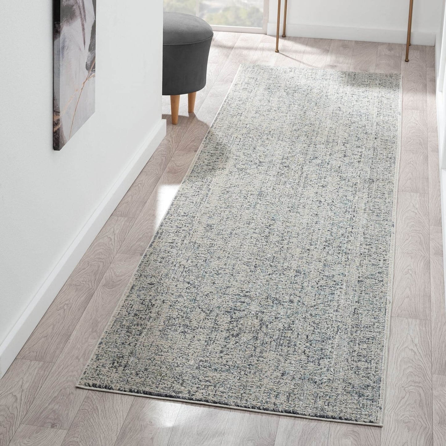 Aubrey 6740 Sand Runner-This exquisite collection has all the hallmarks of a perfect combination of design, colour and texture. The modern take on traditional oriental patterns in this superb range are reflected beautifully on a durable, cross-woven pile