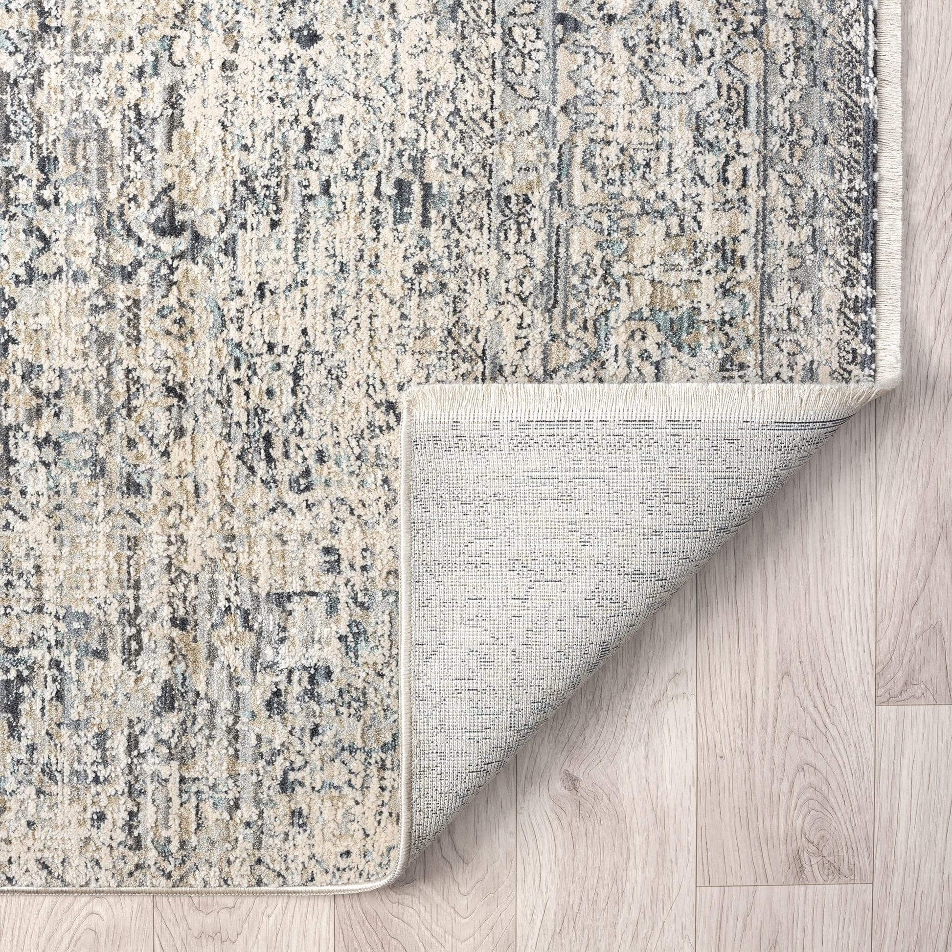 Aubrey 6740 Sand Runner-This exquisite collection has all the hallmarks of a perfect combination of design, colour and texture. The modern take on traditional oriental patterns in this superb range are reflected beautifully on a durable, cross-woven pile