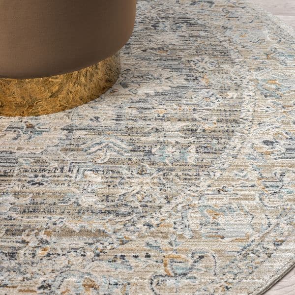 Aubrey 6753 Taupe Round-This exquisite collection has all the hallmarks of a perfect combination of design, colour and texture. The modern take on traditional oriental patterns in this superb range are reflected beautifully on a durable, cross-woven pile