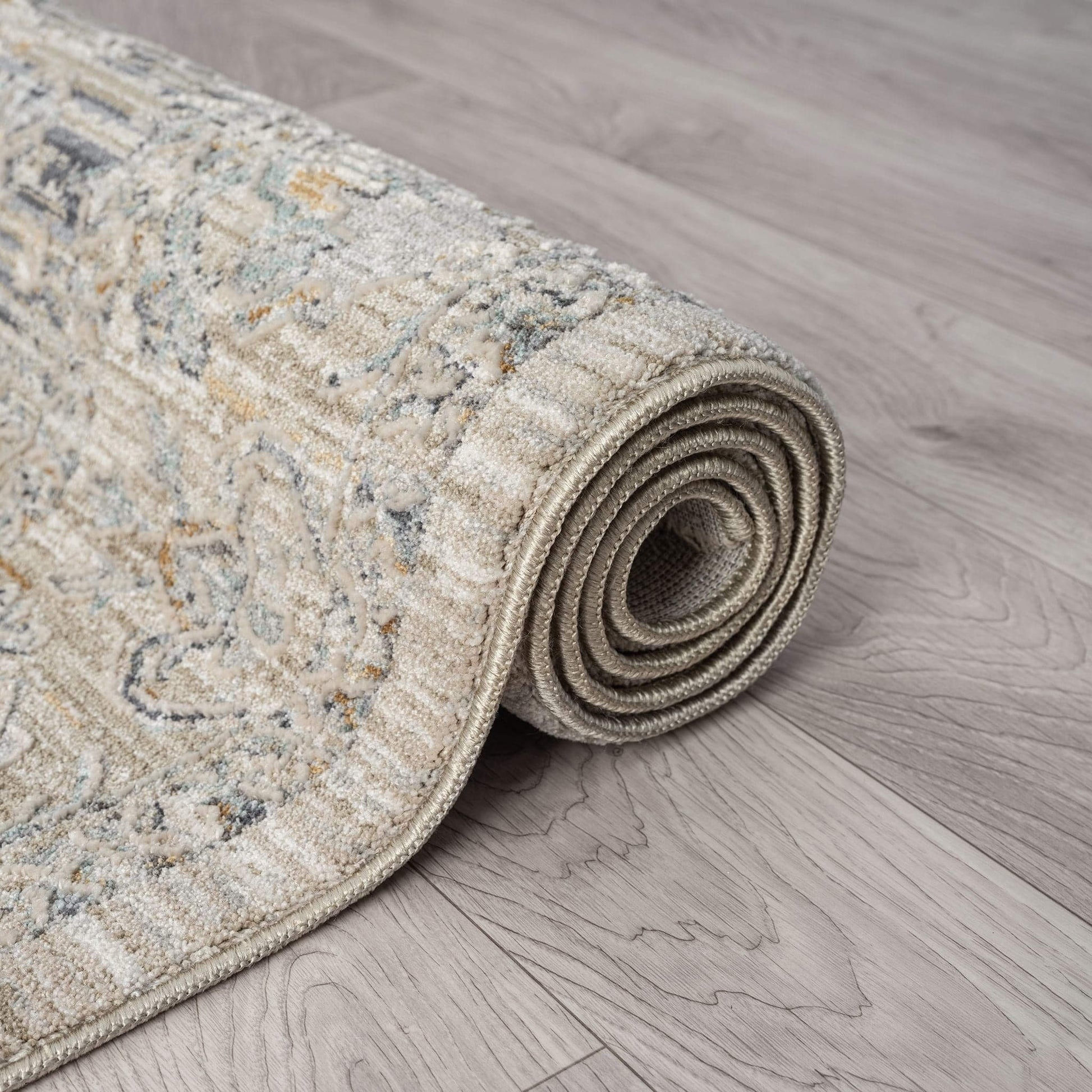 Aubrey 6753 Taupe Runner-This exquisite collection has all the hallmarks of a perfect combination of design, colour and texture. The modern take on traditional oriental patterns in this superb range are reflected beautifully on a durable, cross-woven pile