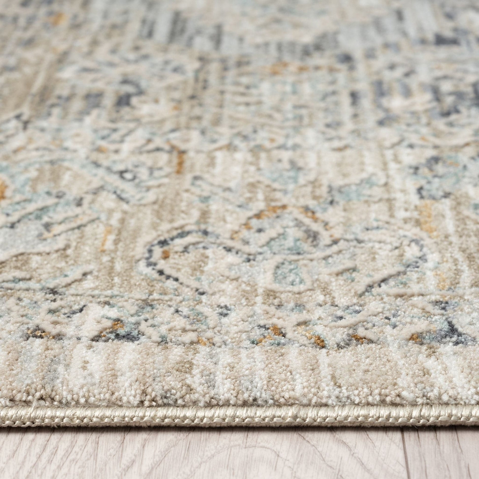 Aubrey 6753 Taupe Runner-This exquisite collection has all the hallmarks of a perfect combination of design, colour and texture. The modern take on traditional oriental patterns in this superb range are reflected beautifully on a durable, cross-woven pile