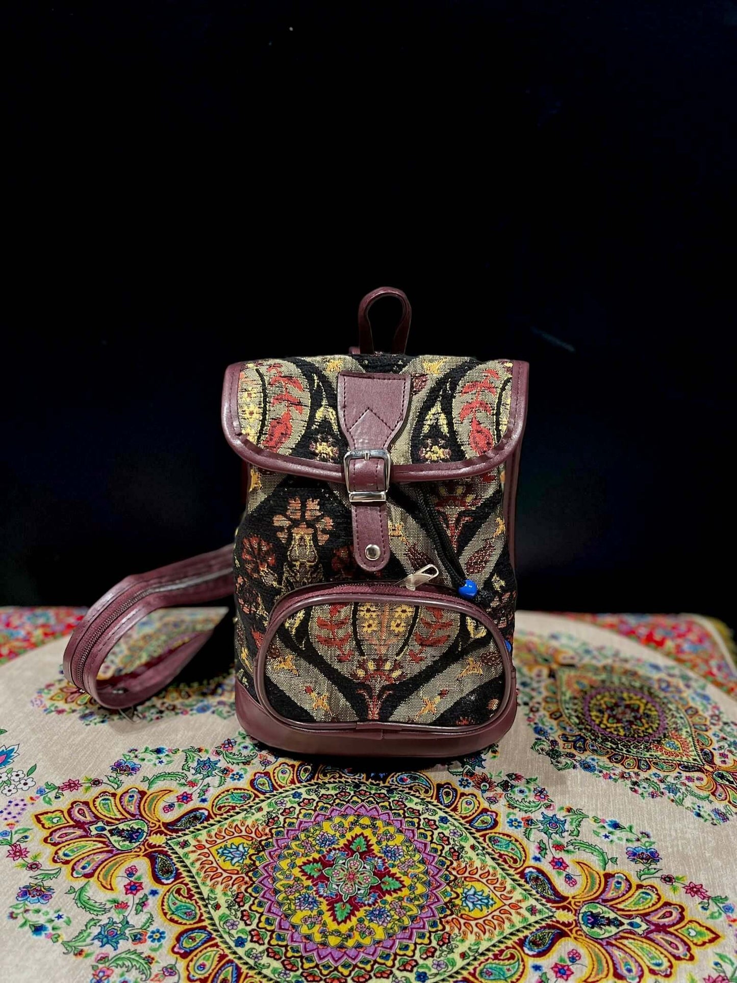 Authentic Turkish Bag- Black-a fusion of tradition and modern style. Handmade with the finest Turkish leather, this bag exudes timeless elegance. Durable and versatile, it effortlessly blends functionality with a touch of Turkish heritage. Elevate your st