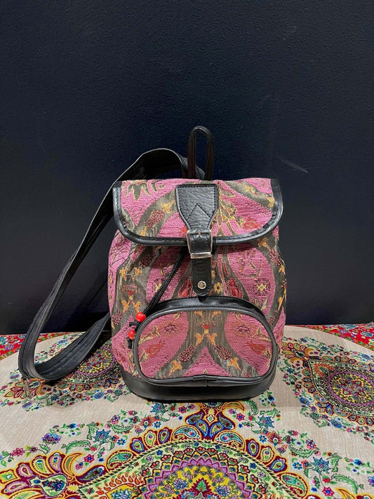 Authentic Turkish Bag- Purple-a fusion of tradition and modern style. Handmade with the finest Turkish leather, this bag exudes timeless elegance. Durable and versatile, it effortlessly blends functionality with a touch of Turkish heritage. Elevate your s