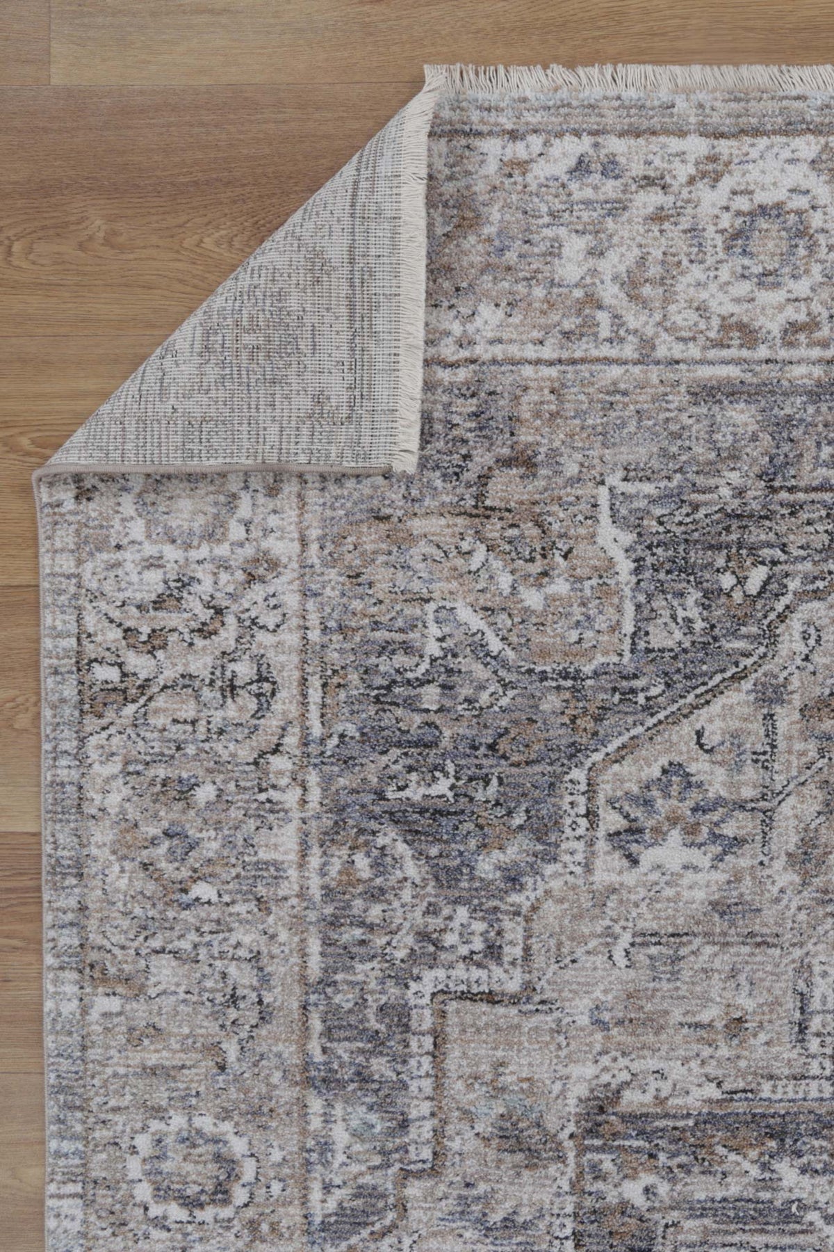 Baile Arlington Vintage Inspired Rug – view 3