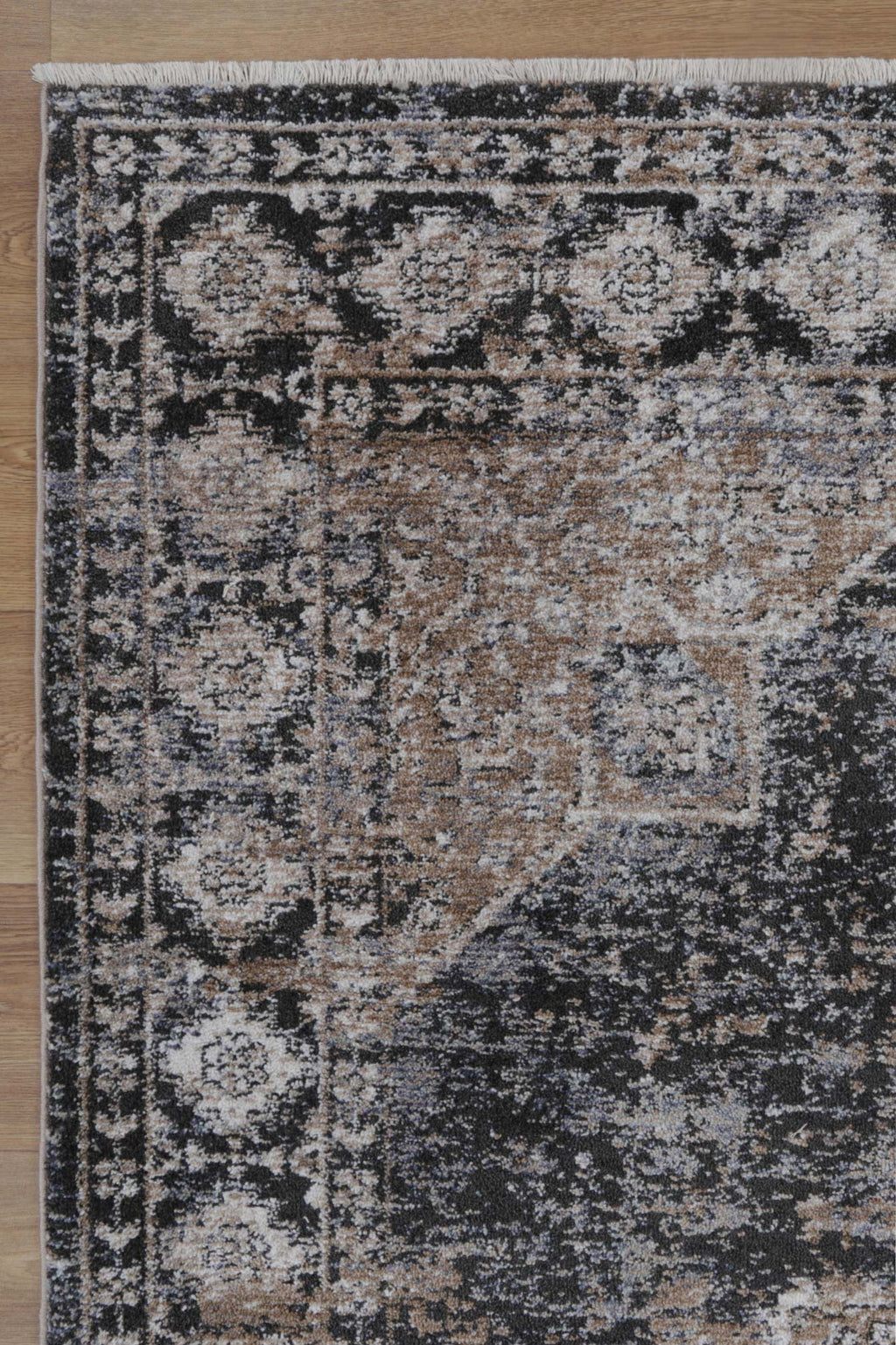 Baile Lakeland Vintage Inspired Rug – view 2