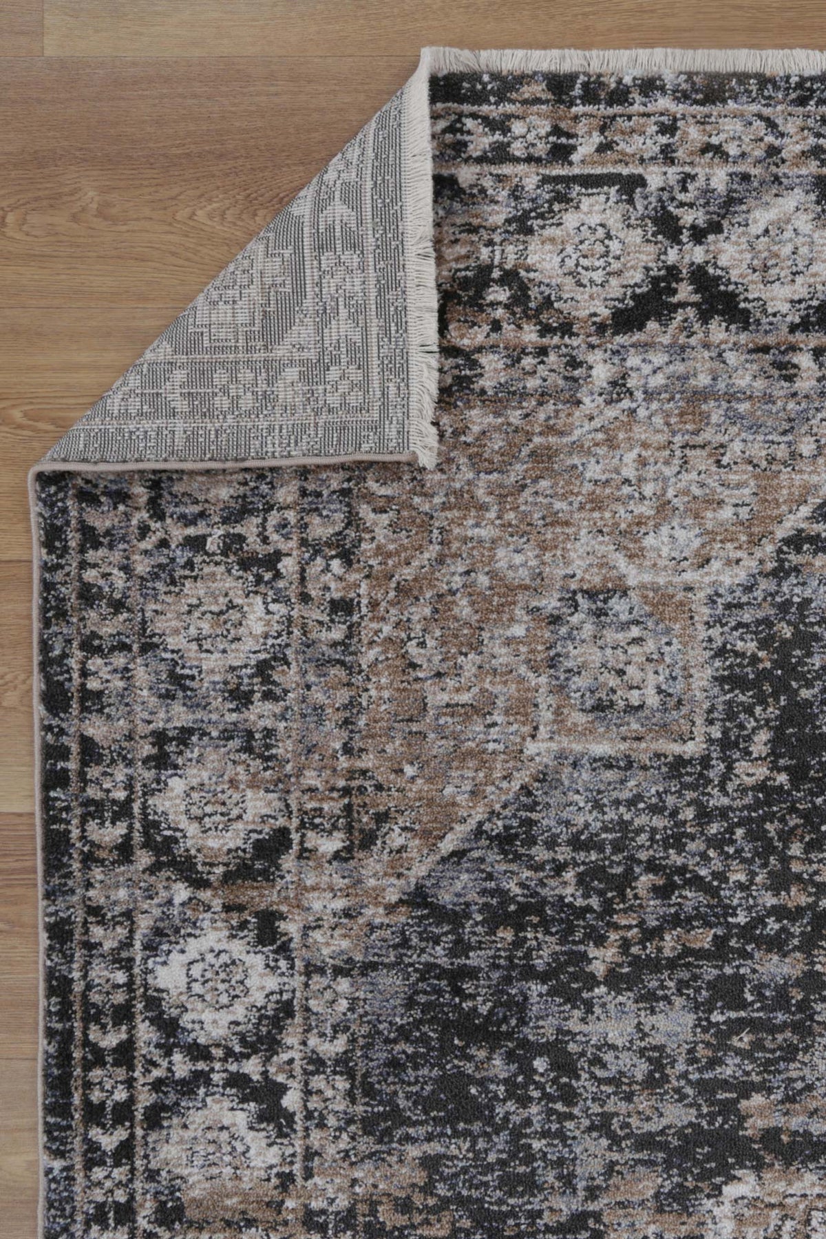 Baile Lakeland Vintage Inspired Rug – view 3