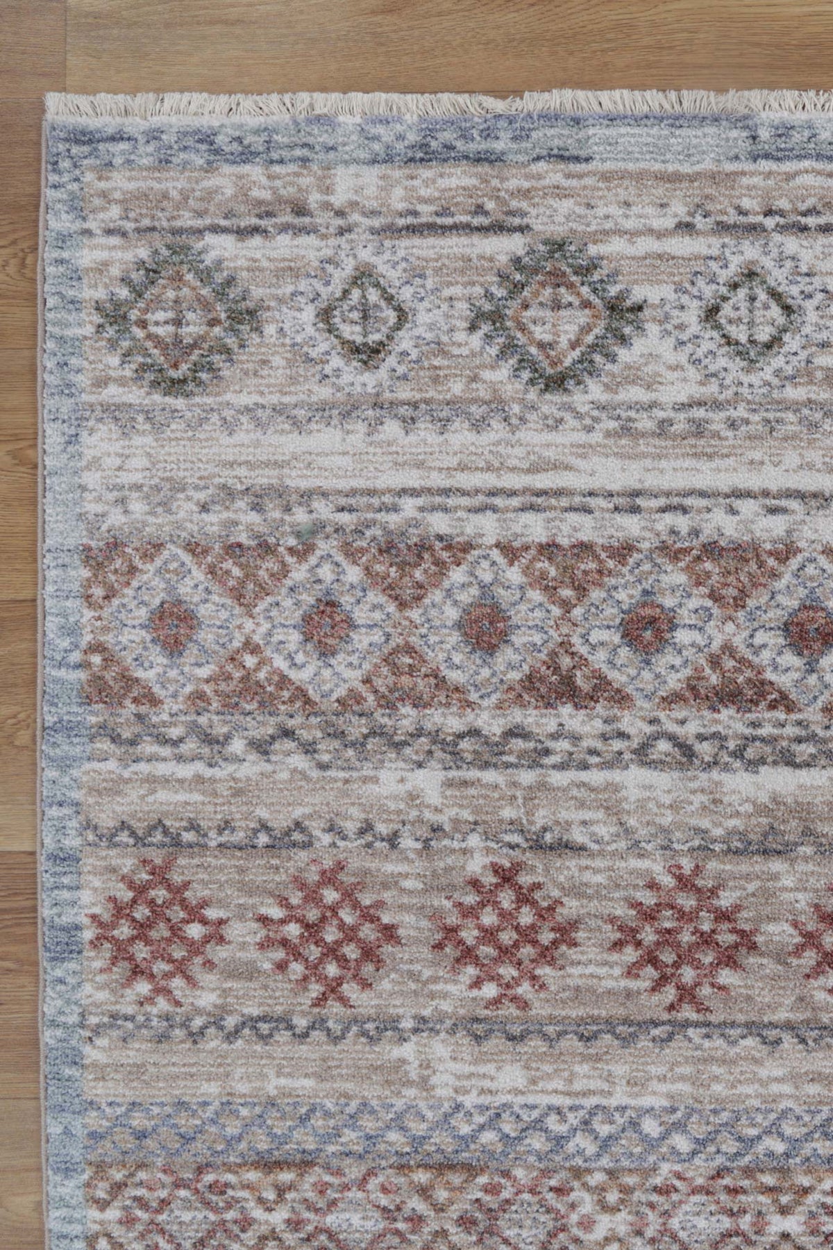 Baile Violetville Vintage Inspired Rug – view 2