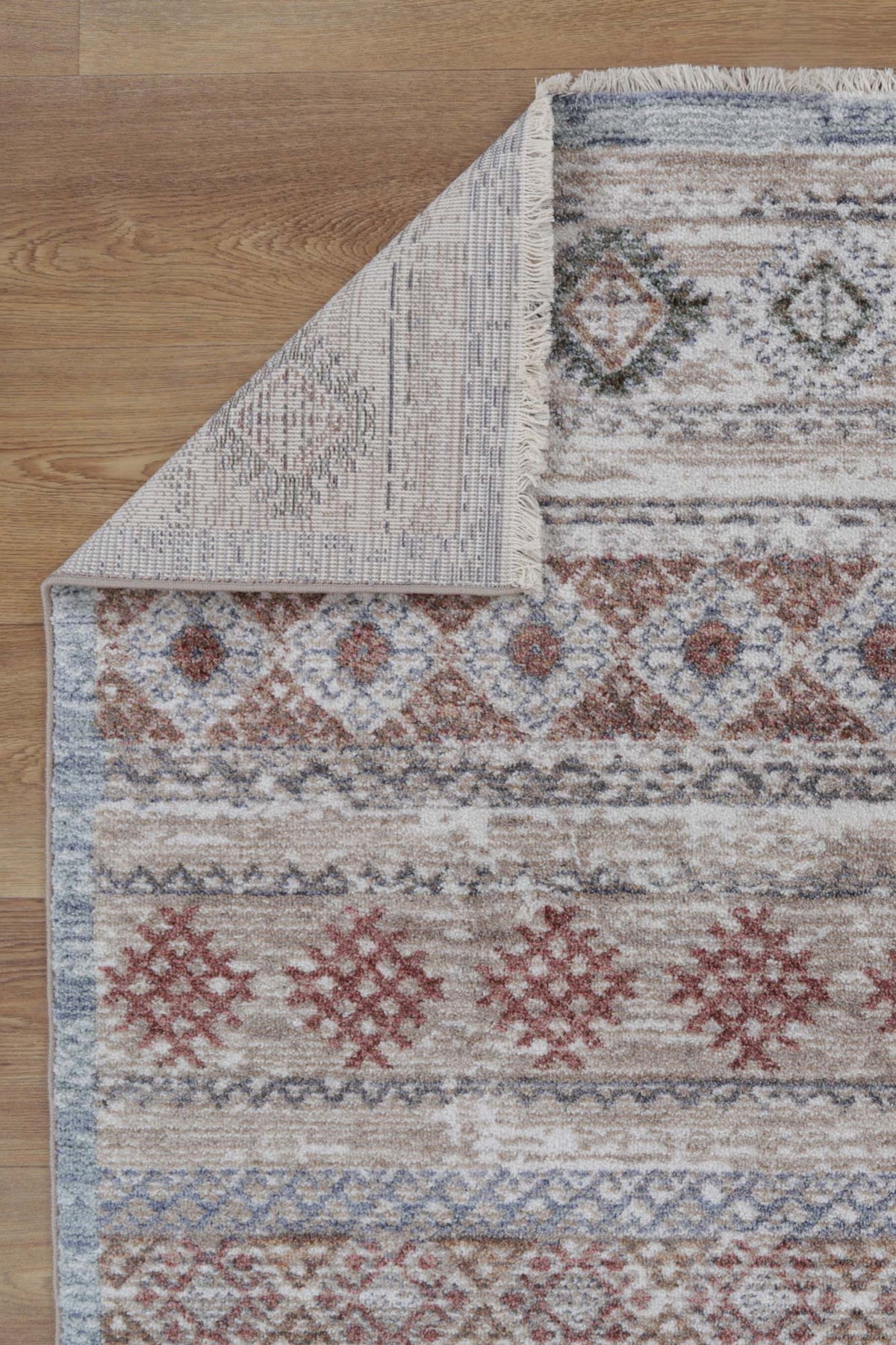Baile Violetville Vintage Inspired Rug – view 3