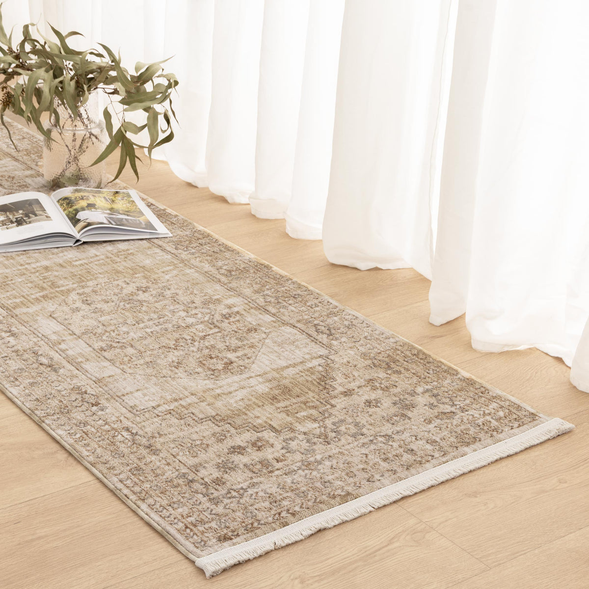 Delphine D101 Sahara Medallion Vintage Rug – view 7