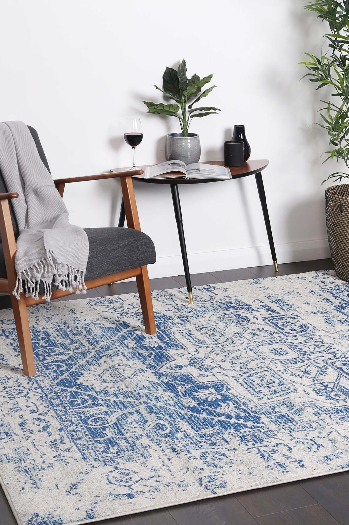 Delicate Audrey Ivory & Navy Rug - DEL21 – view 7