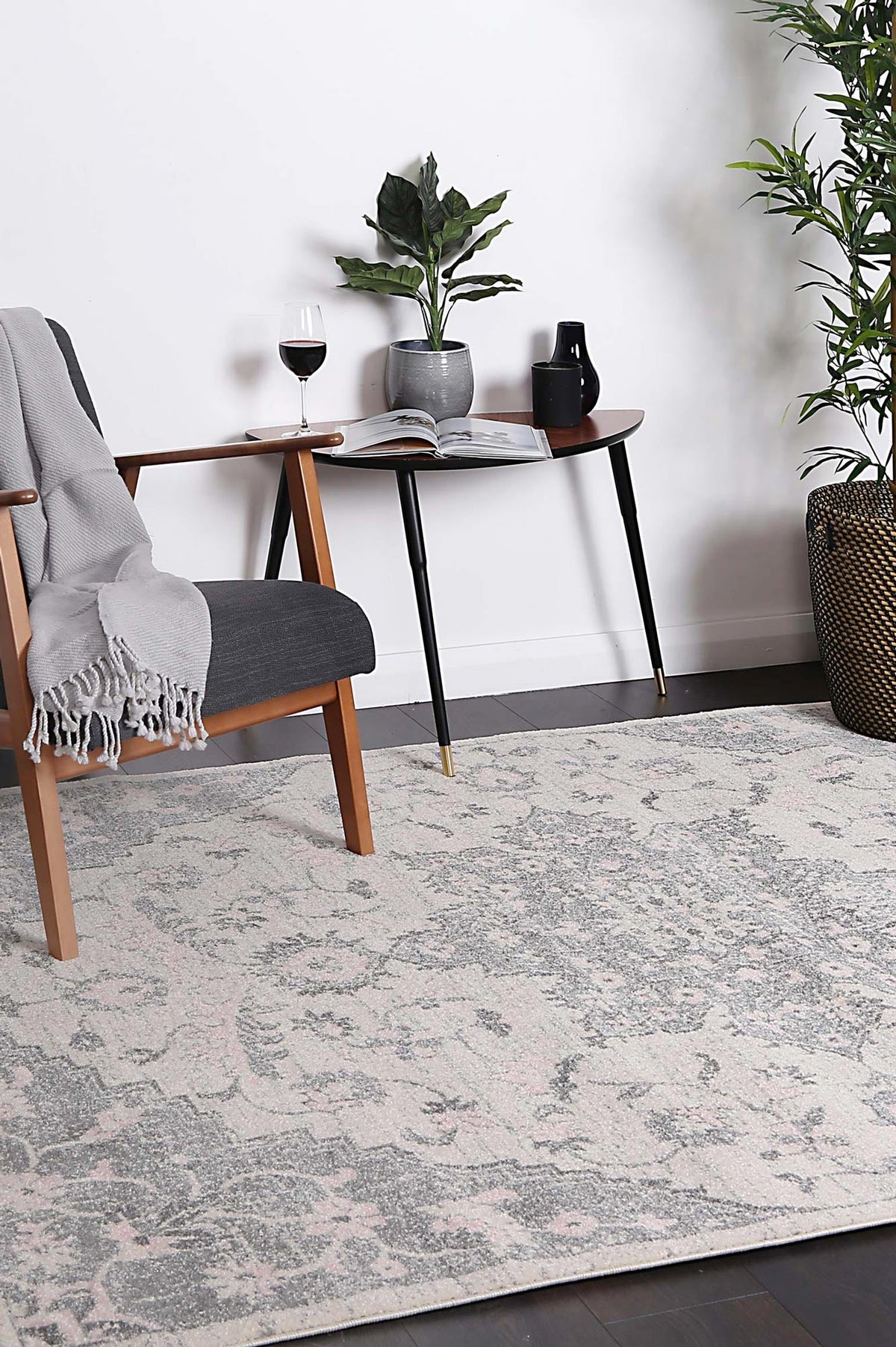 Delicate Madeleine Grey & Ivory Rug -  DEL25 – view 7