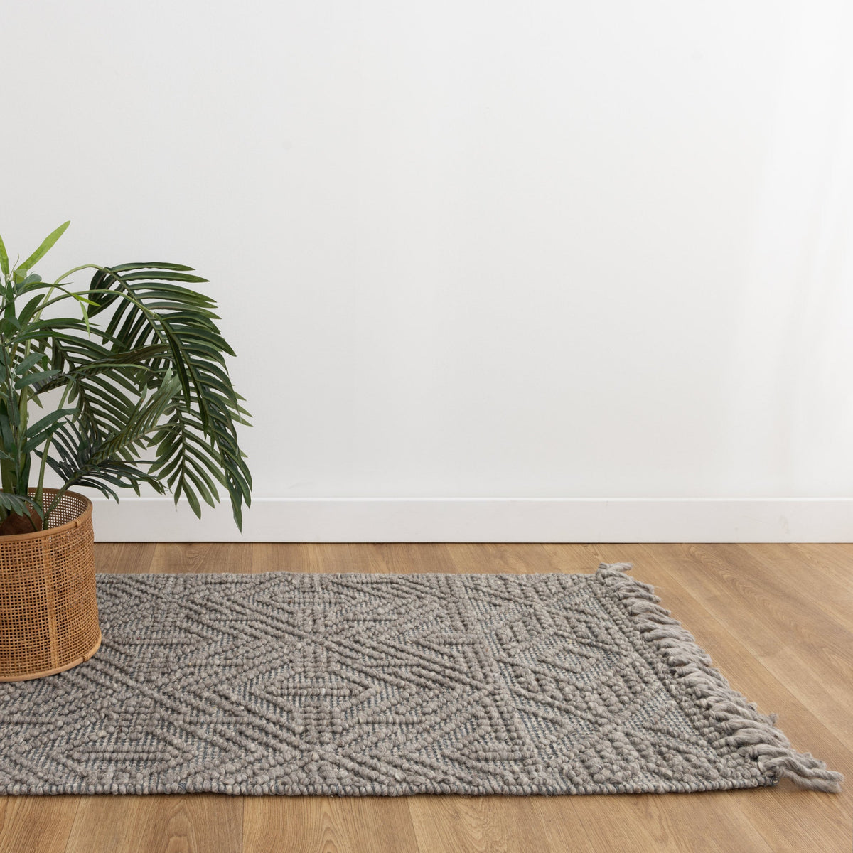 Diego Tribal Grey Multi Wool Rug - DIEG02 – view 7