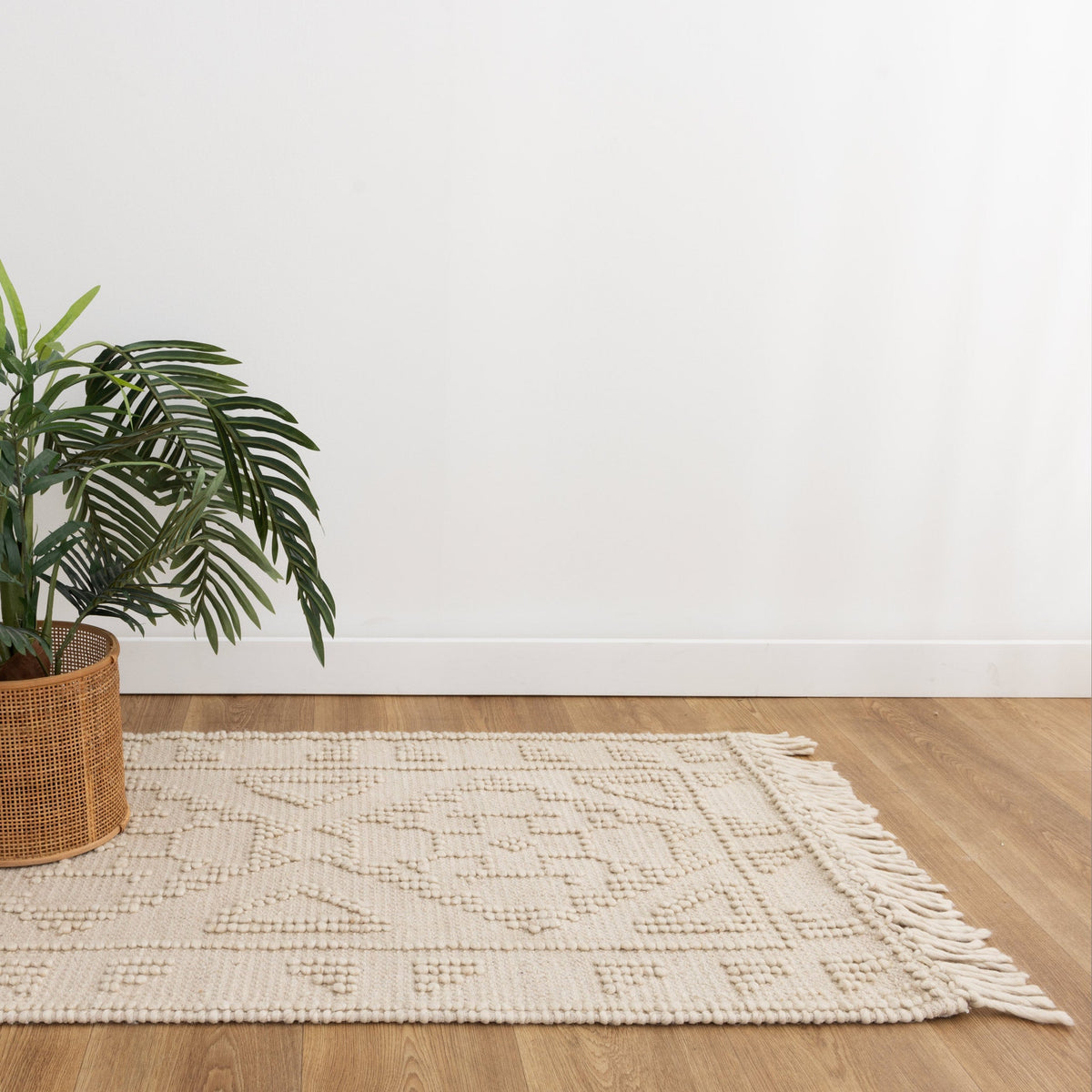 Diego Ornamental Beige Wool Rug - DIEG03 – view 7