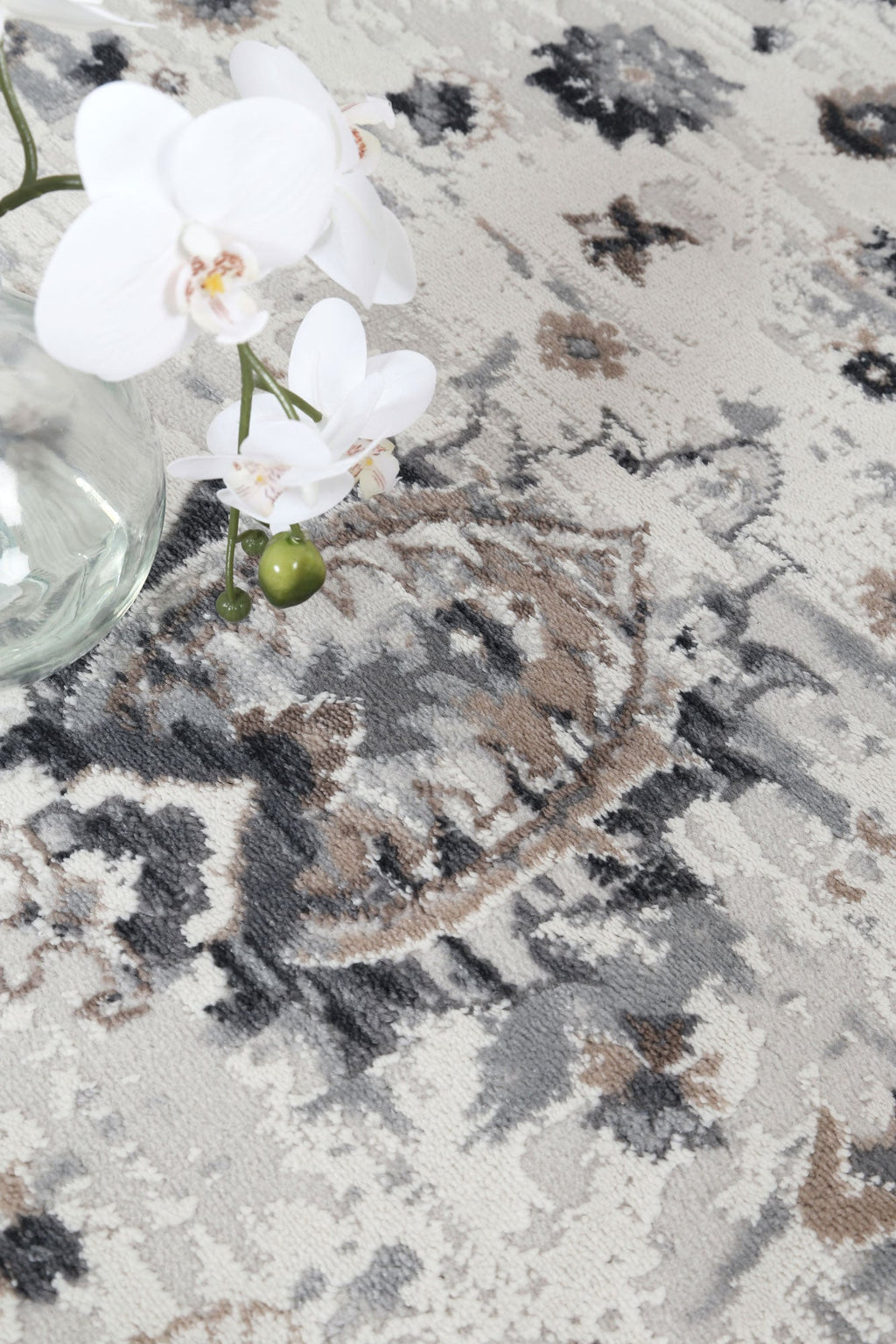 Expressions EX18 Grey Oriental Rug – view 5