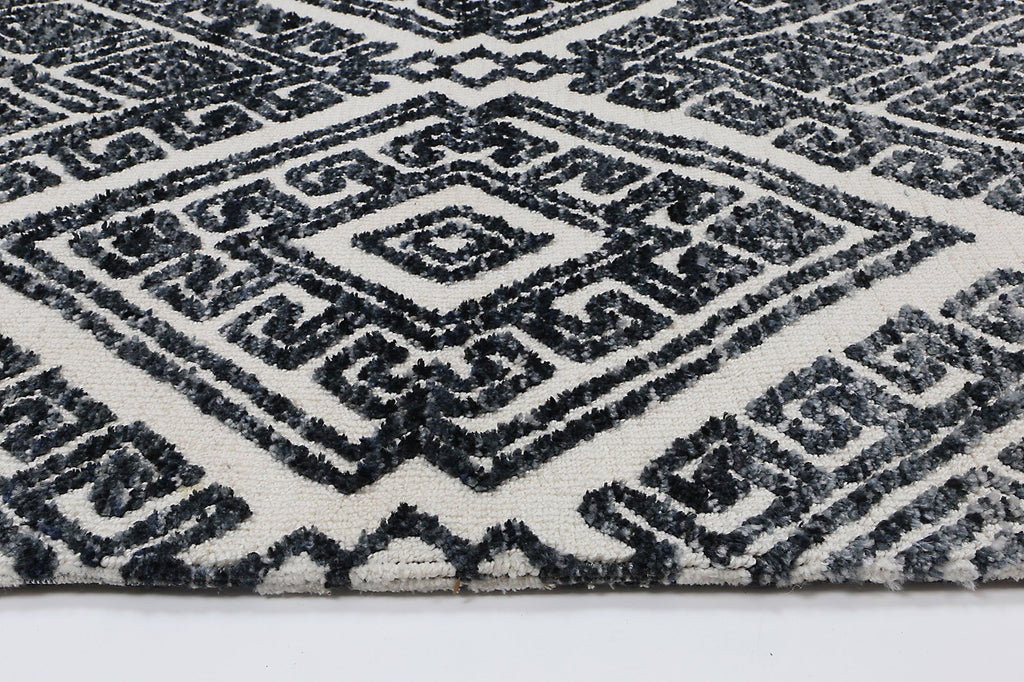 Amritsar Glenfalls Anthracite Tribal Rug – view 3