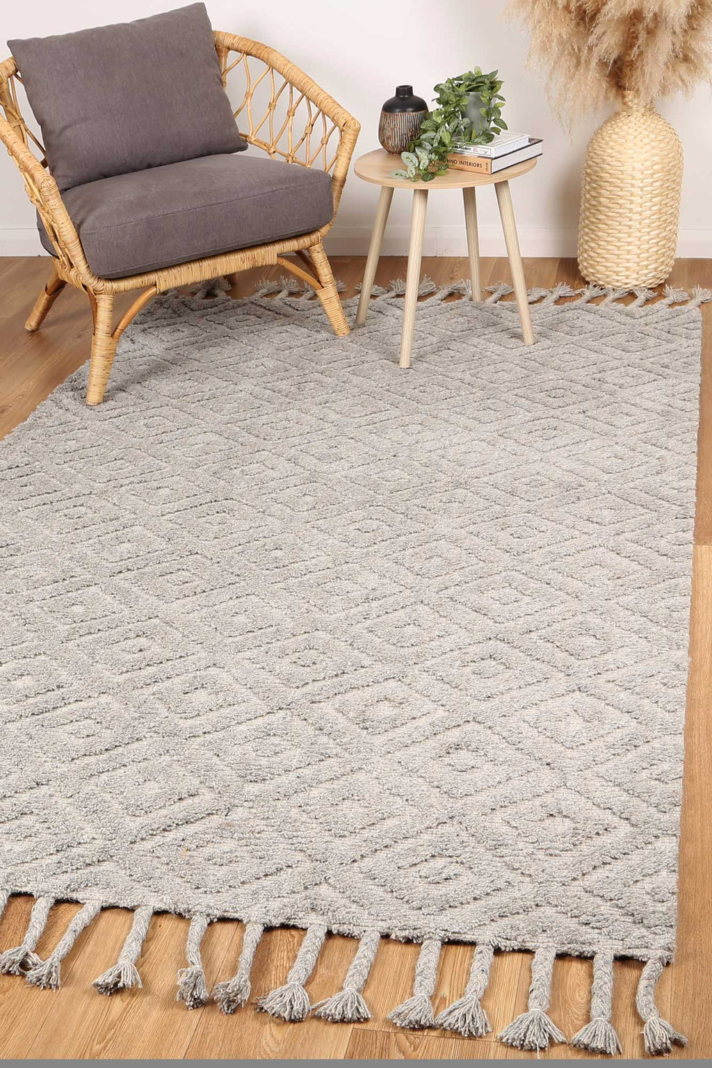 Goa Diamond Wool Blend Grey Rug - D4GRE styled with furniture