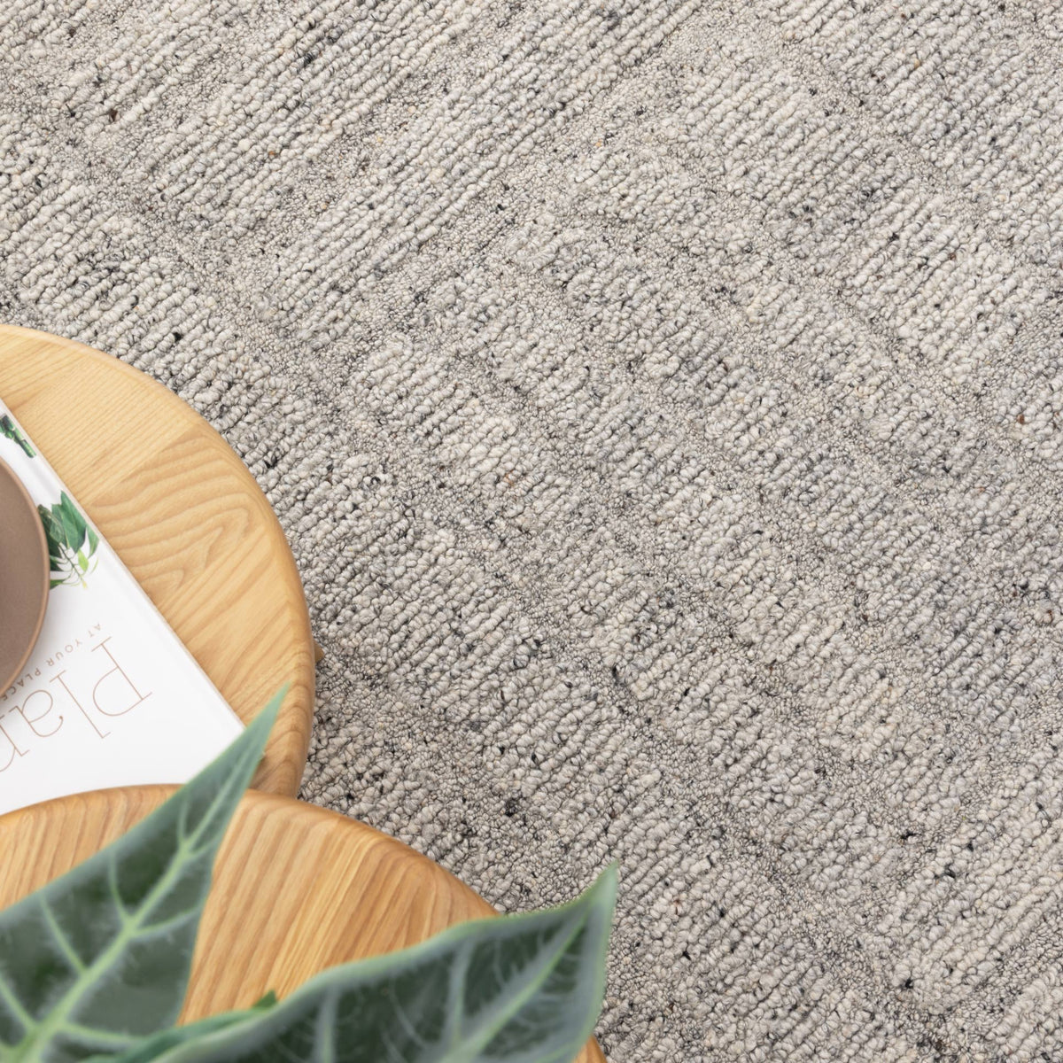 Seren Grey Modern Wool Rug – view 4