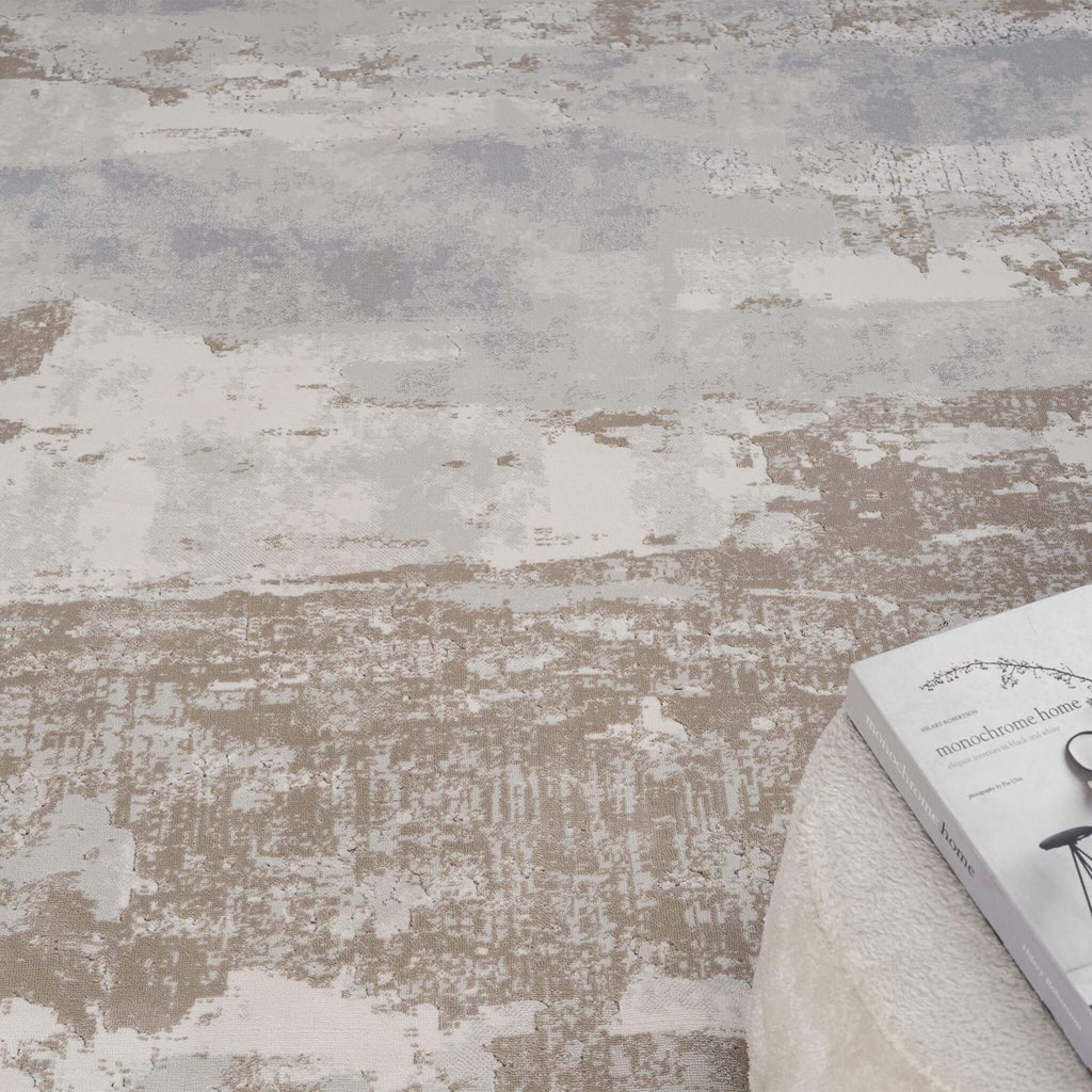 Grey Area Rug with plush, non-shed pile and all-side binding. Power-loomed in Türkiye for durable, easy-care elegance in modern living spaces.