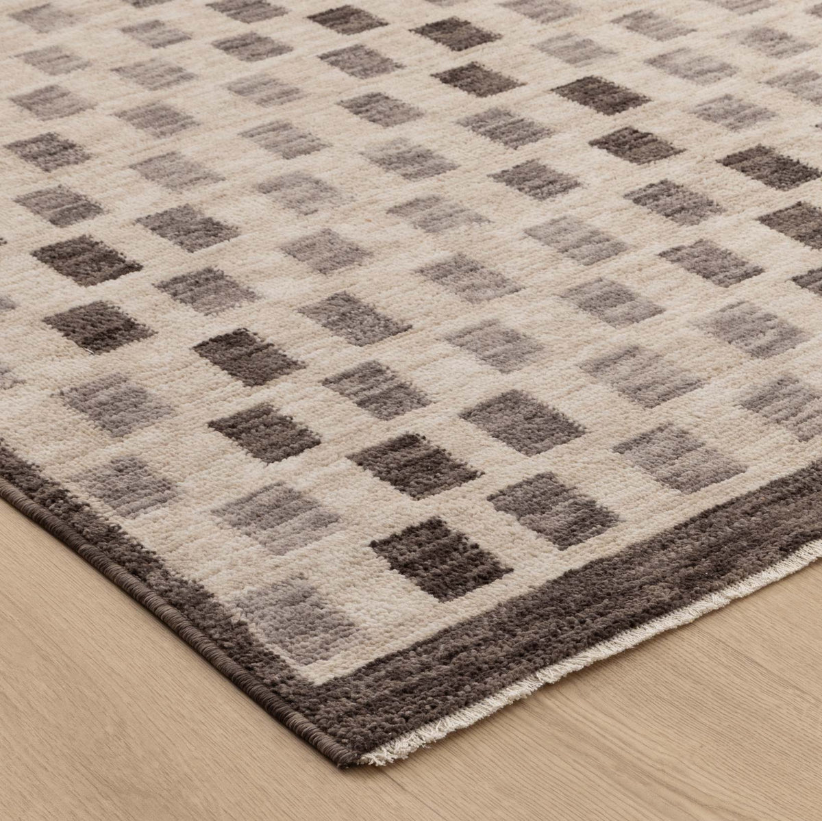 Horizon H102 Ivory Grey Checkered Rug – view 3
