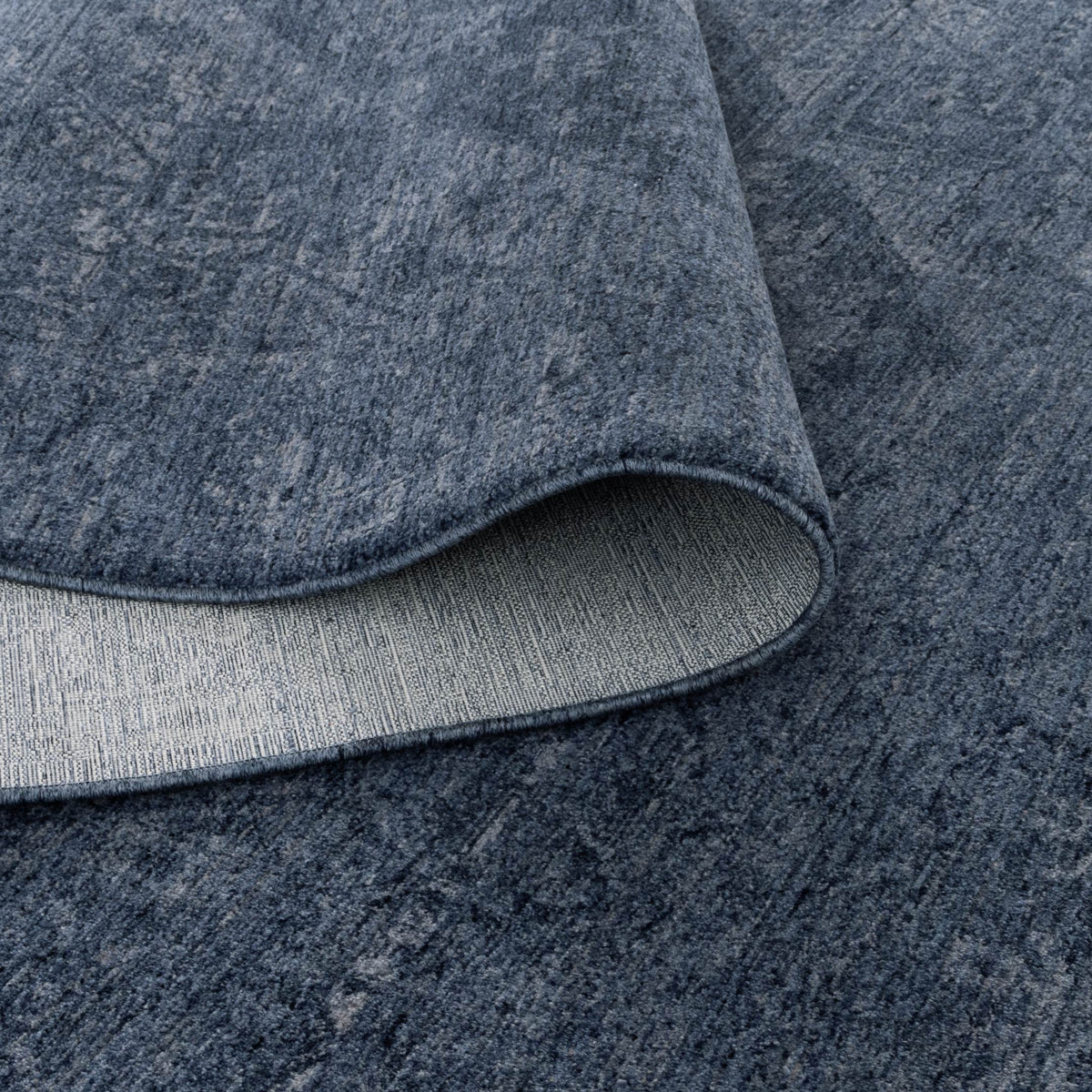 Heritage H104 Blue Distressed Medallion Rug – view 4