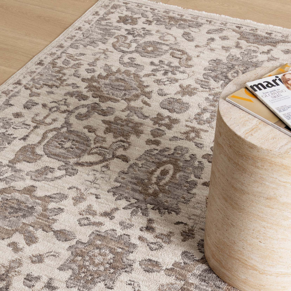 Horizon H108 Grey Beige Traditional Rug – view 5