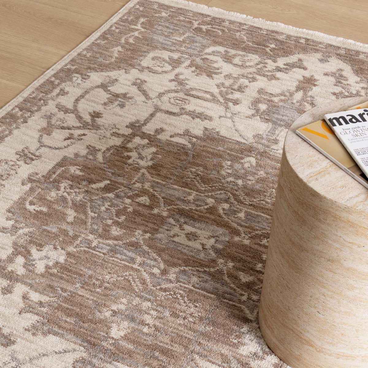 Horizon H114 Ivory Beige Medallion Rug – view 5