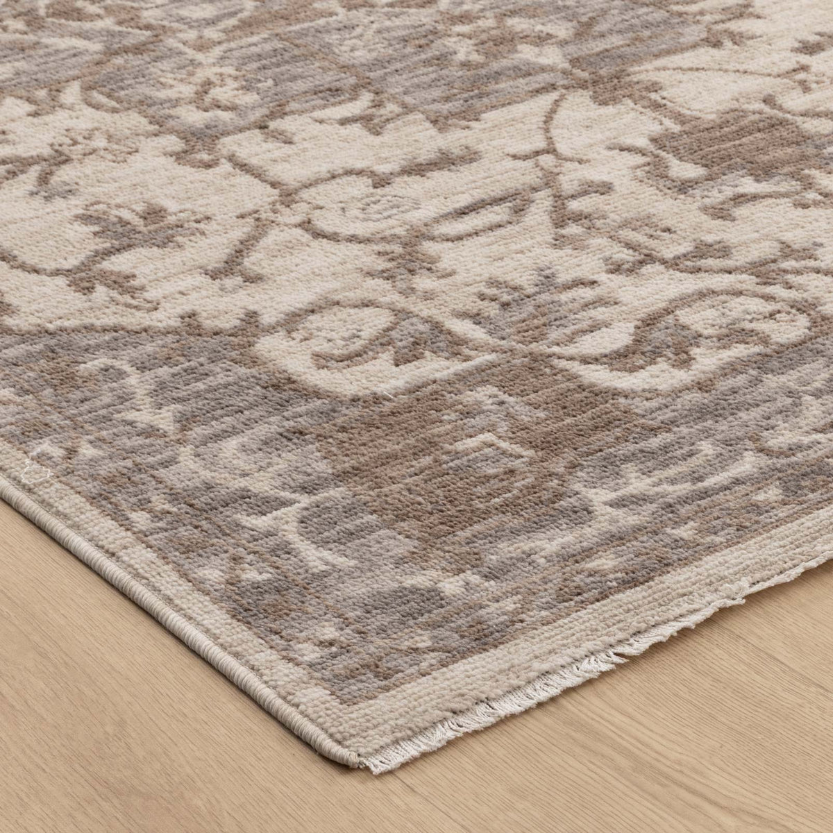 Horizon H115 Ivory Medallion Rug – view 3