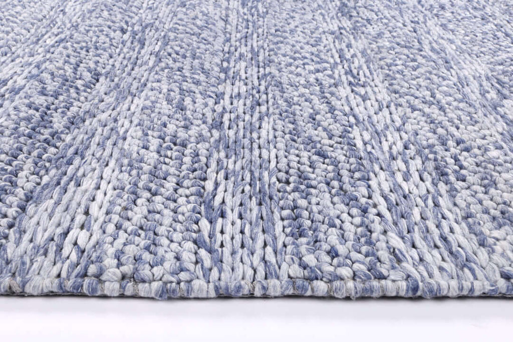 Harlow Ringlets Blue wool blend rug - detail