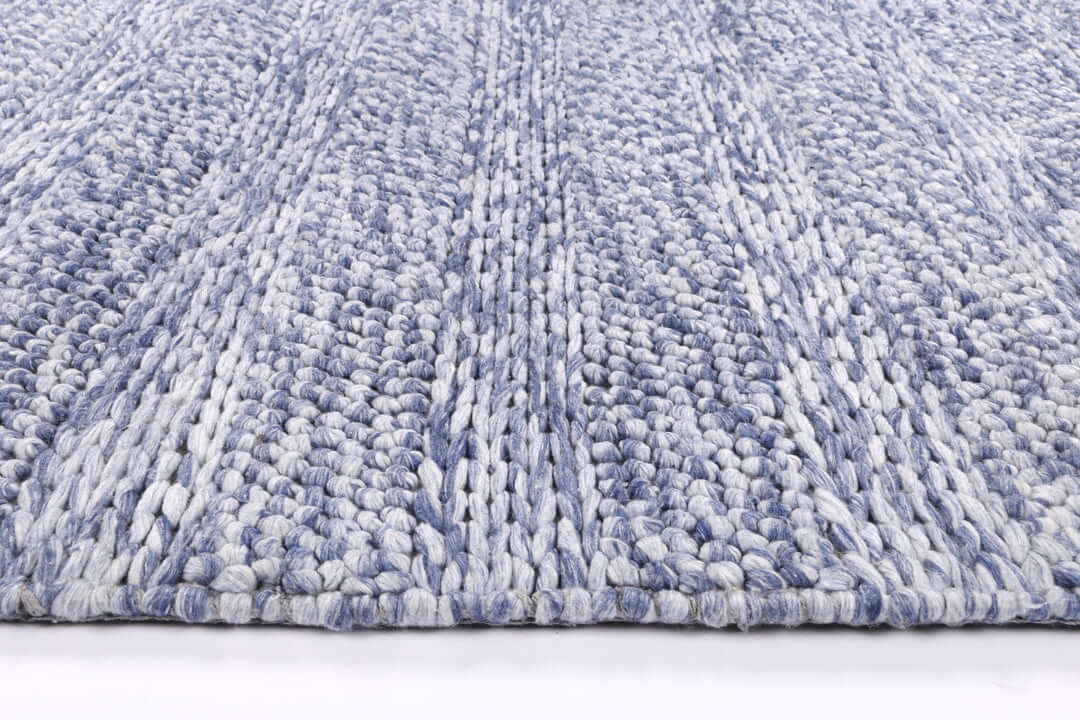 Harlow Ringlets Blue wool blend rug - detail