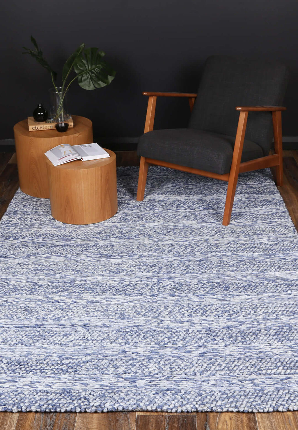 Harlow Ringlets Blue wool blend rug - texture